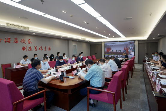 富联娱乐集团召开疫情防控工作领导小组2022年第3次会议 集团党委书记、董事长、疫情防控工作领导小组第一组长任丁主持会议并讲话