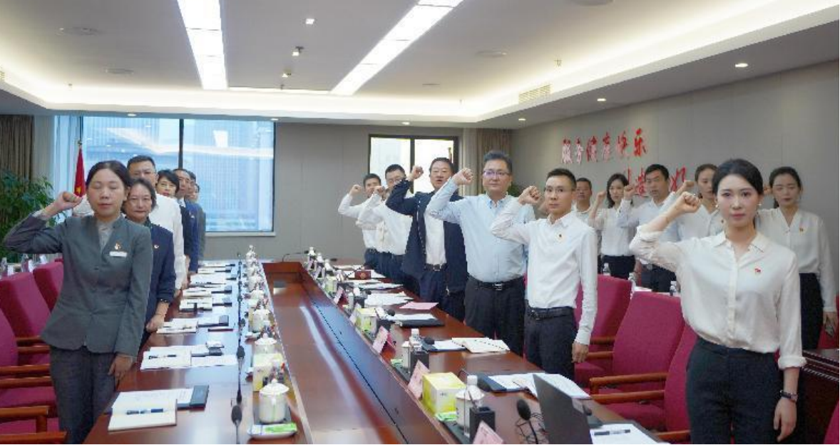 省富联娱乐集团总部第一党支部与锦江宾馆客房部支部开展结对共建主题党日活动